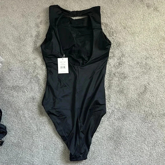 Andie Swim The Corsica One Piece Swim Suit Black - Picture 4 of 6